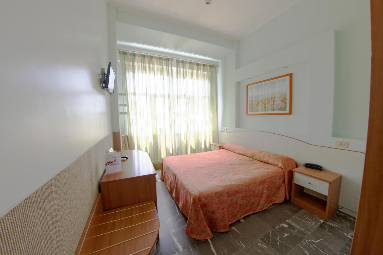 Capo Circeo Beach Resort Spa Fronte Mare San Felice Circeo Exterior photo