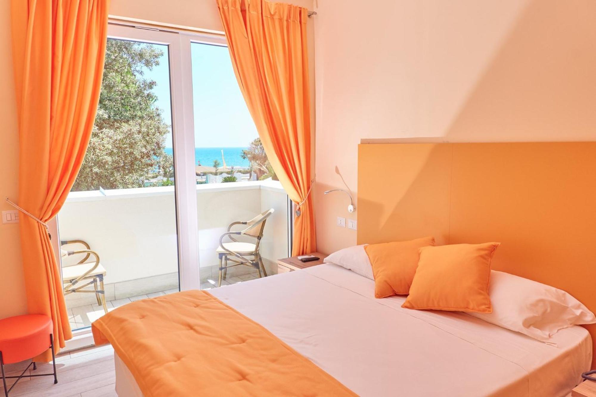 Capo Circeo Beach Resort Spa Fronte Mare San Felice Circeo Exterior photo